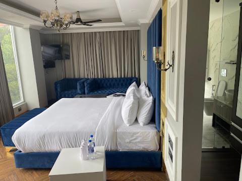 Claret inn&suite Dalhousie Eksteriør bilde