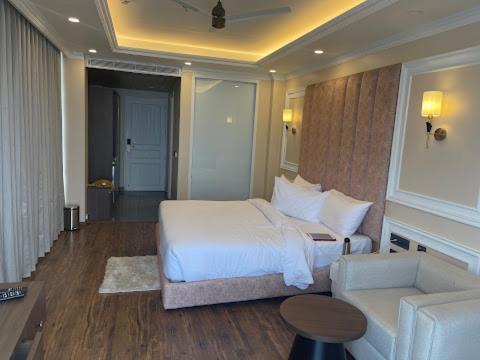 Claret inn&suite Dalhousie Eksteriør bilde